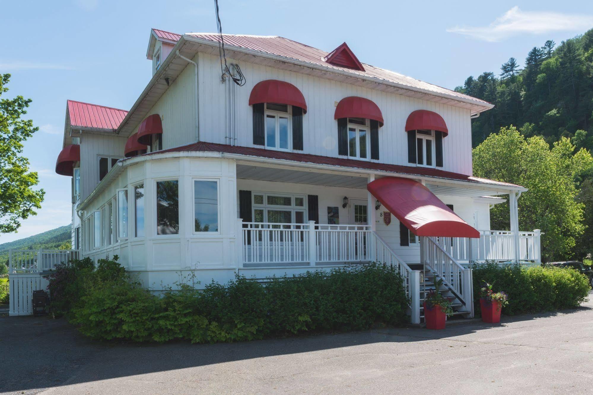 Auberge La Courtepointe Petite-Riviere-Saint-Francois Esterno foto
